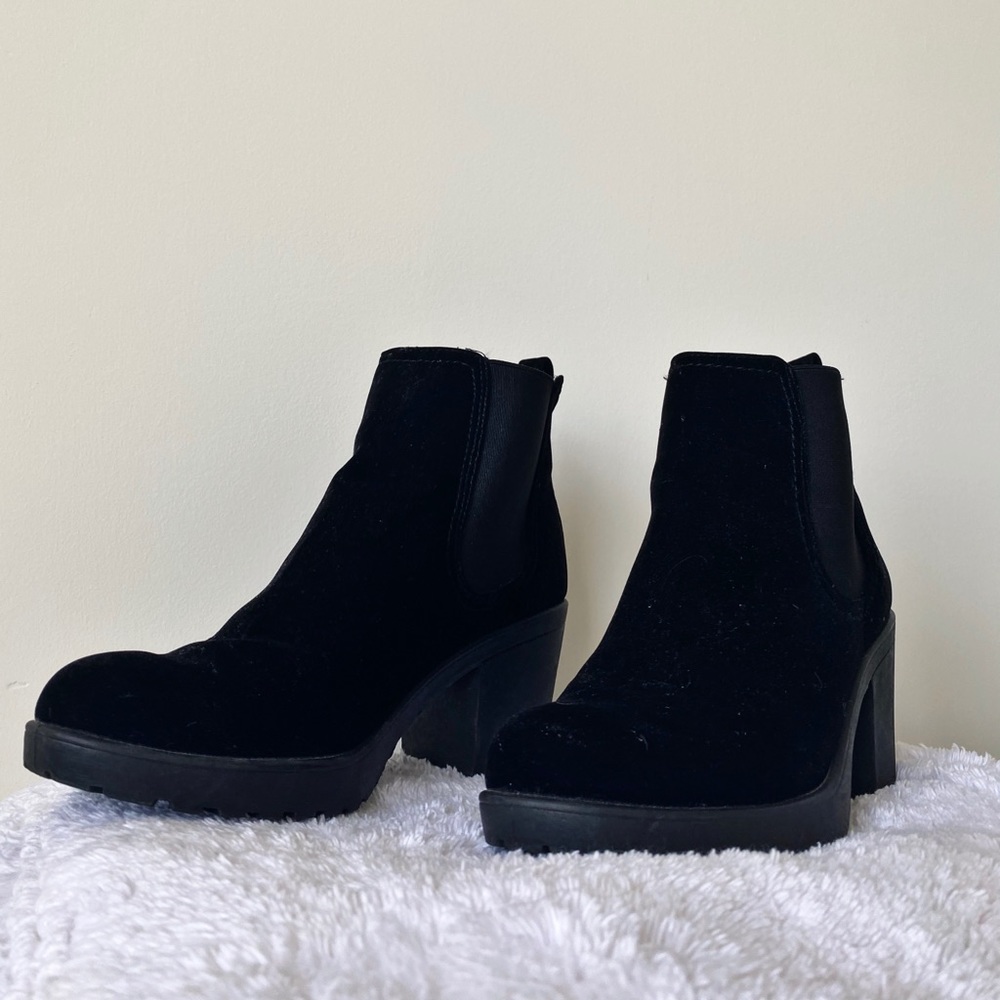 Krush since 1970 Velvet booties